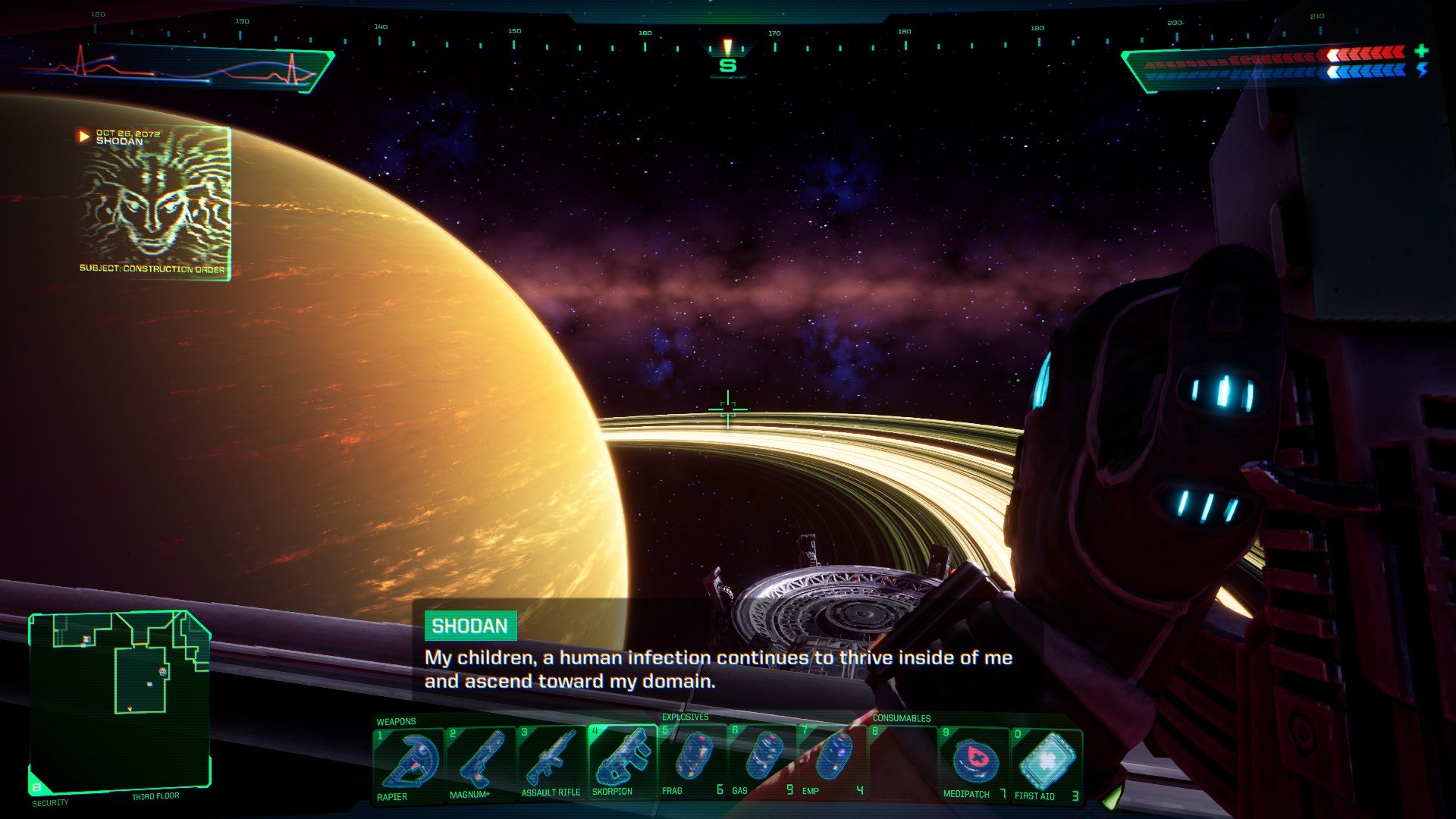Игрок смотрит на Saturn в ремейке System Shock.