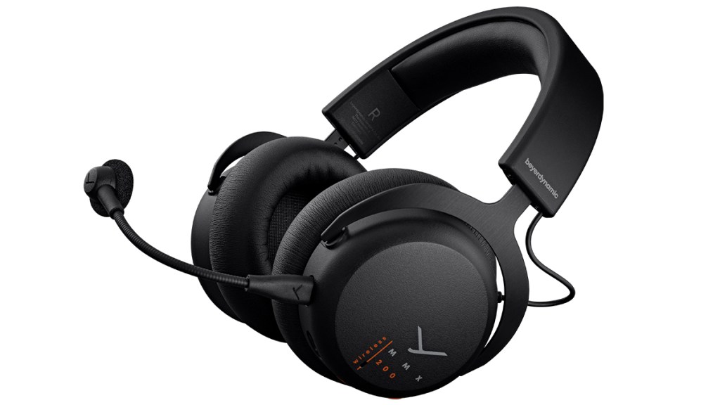 Обзор беспроводной Beyerdynamic MMX 200